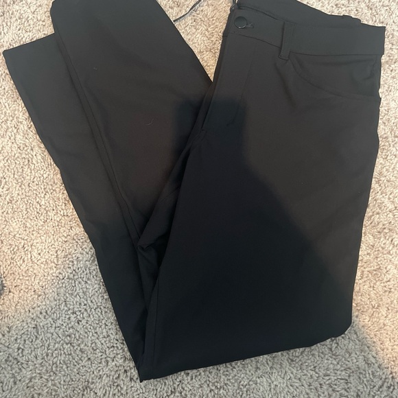 32x32 Lululemon ABC Trouser Classic Fit Warpstreme Color Black Retail $128 - Picture 1 of 2
